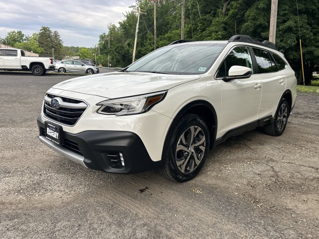 Certified 2022 Subaru Outback Limited AWD/4WD image 4