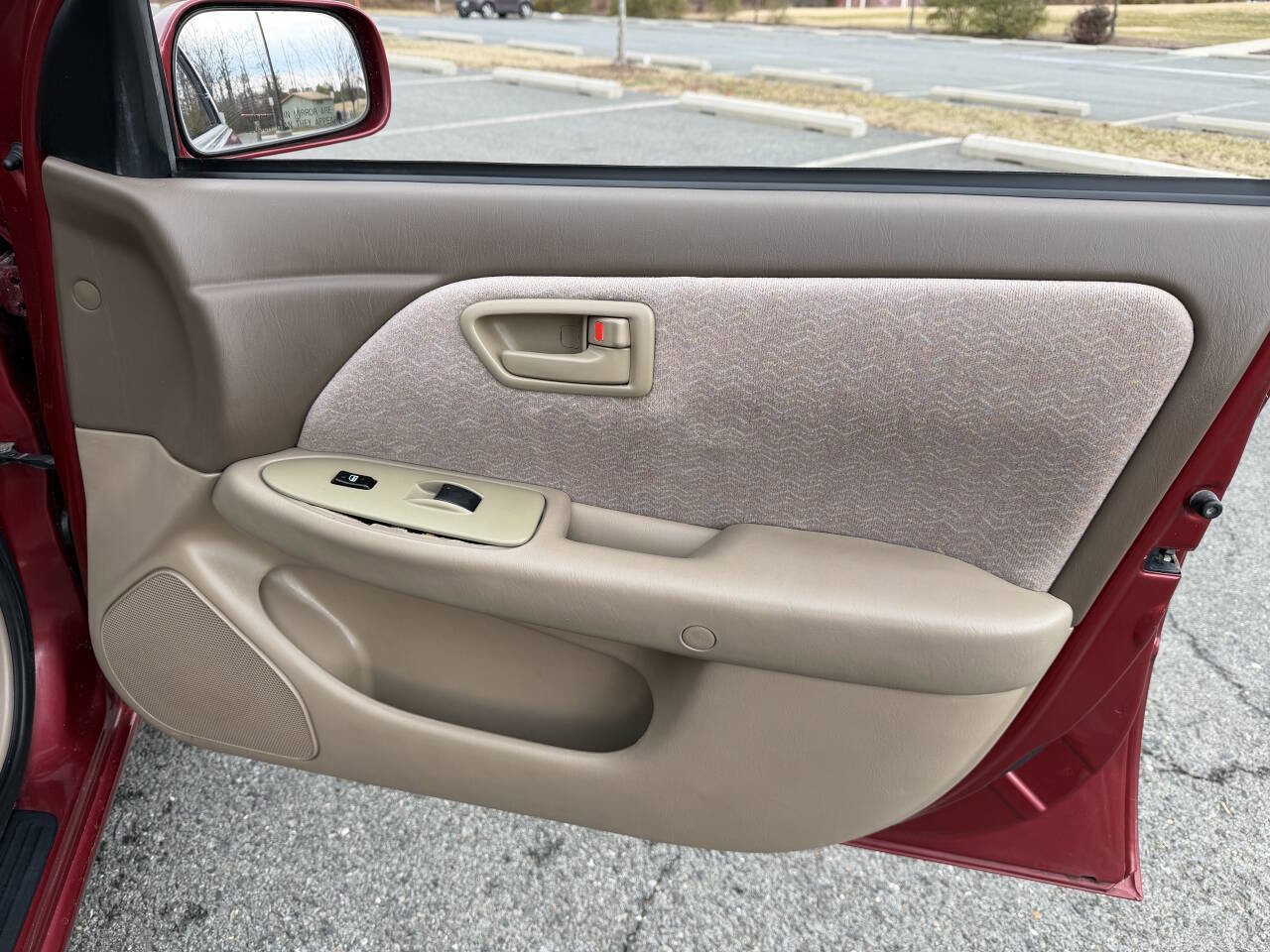 Used 1998 Toyota Camry LE FWD image 22