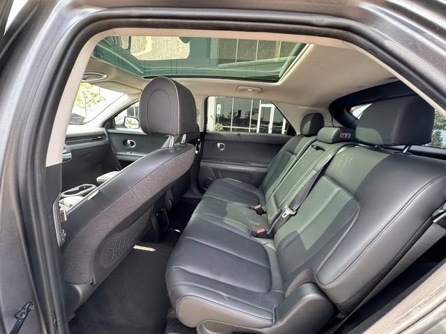 Used 2023 Hyundai Ioniq 5 Limited w/ Cargo Package AWD/4WD image 15
