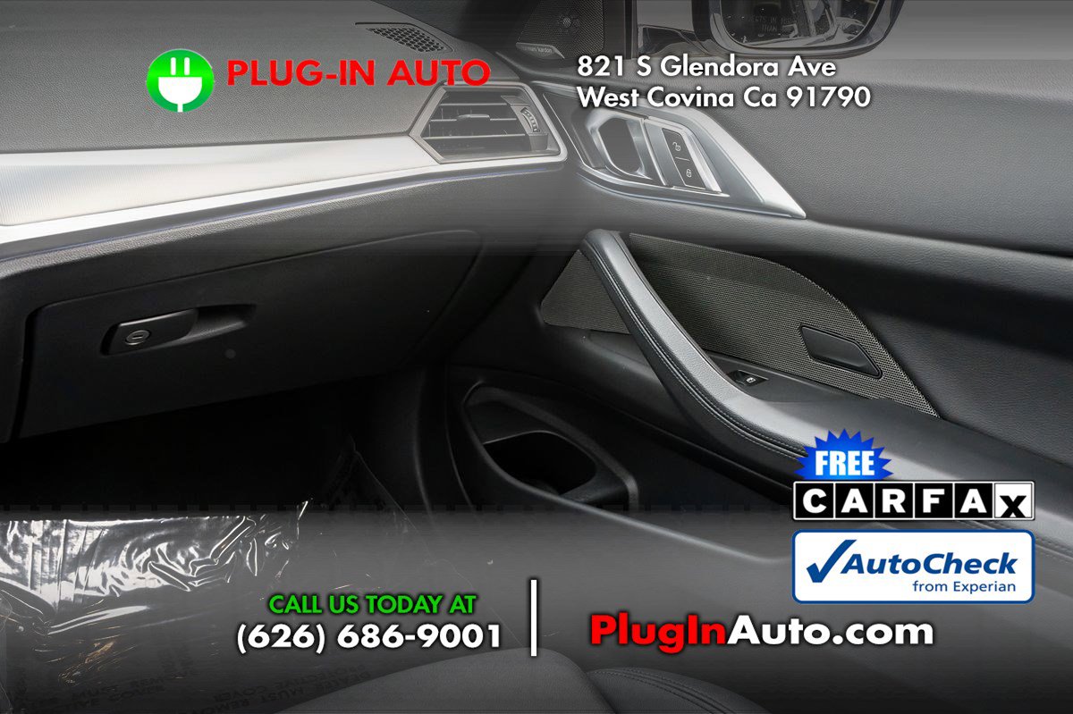 Used 2021 BMW 430i Coupe w/ Convenience Package image 16