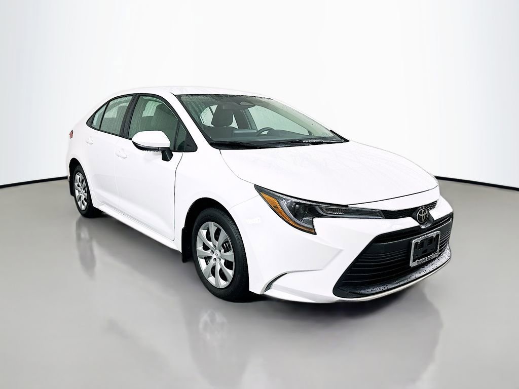 Certified 2025 Toyota Corolla LE FWD image 3