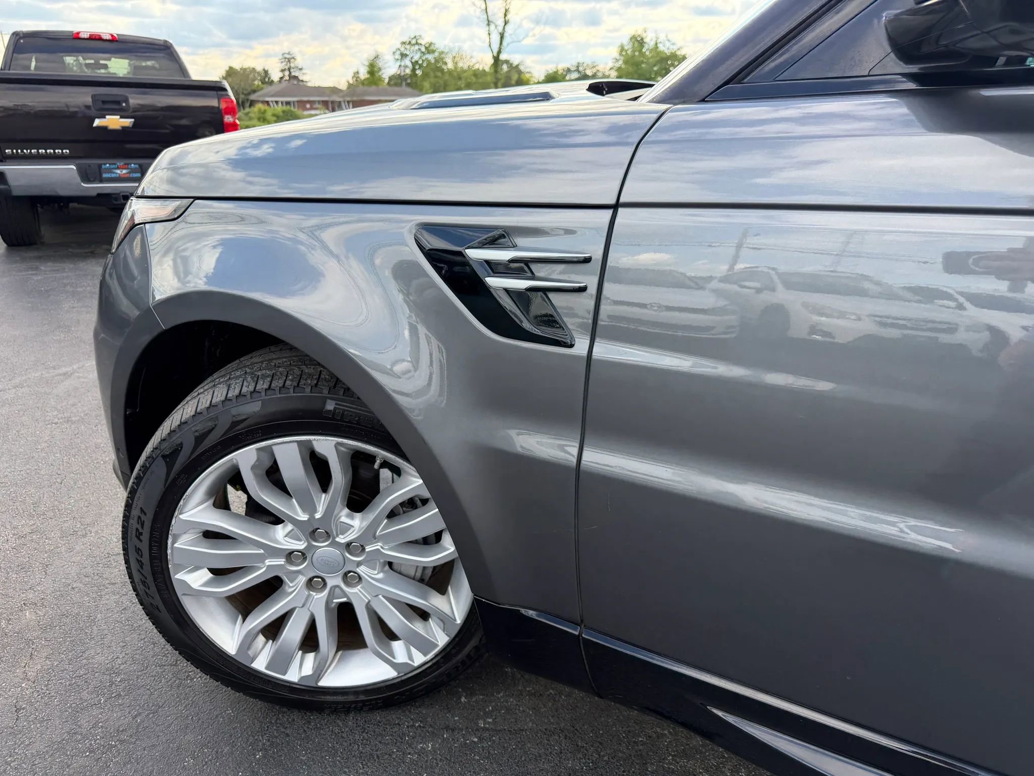 Used 2019 Land Rover Range Rover Sport HSE AWD/4WD image 53