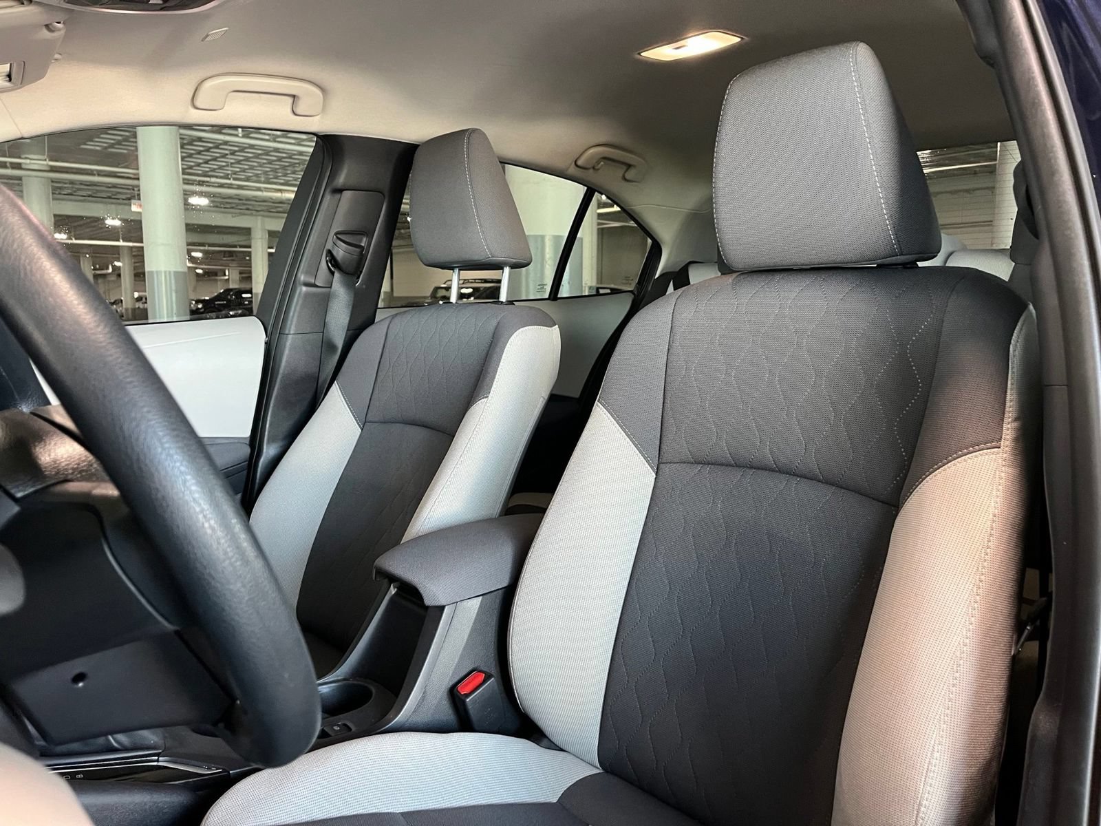 Used 2025 Toyota Corolla LE FWD image 16