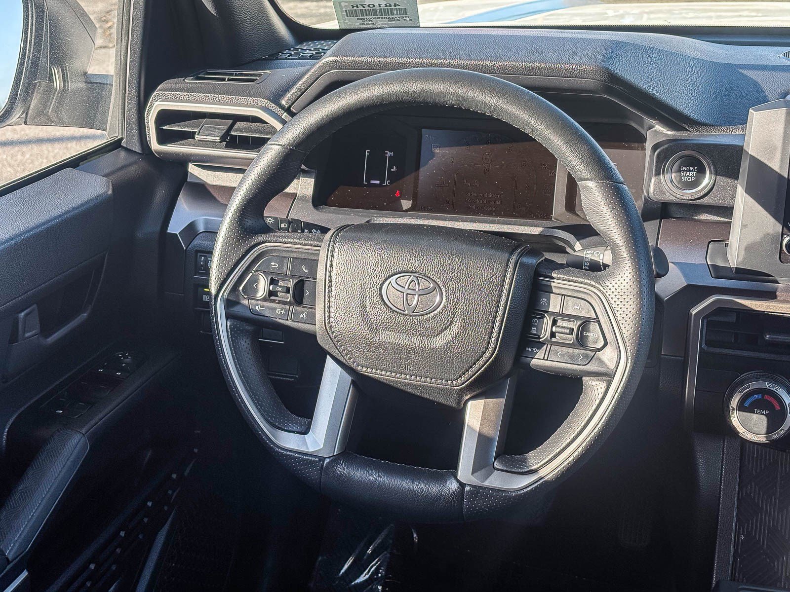 Used 2025 Toyota 4Runner SR5 image 19