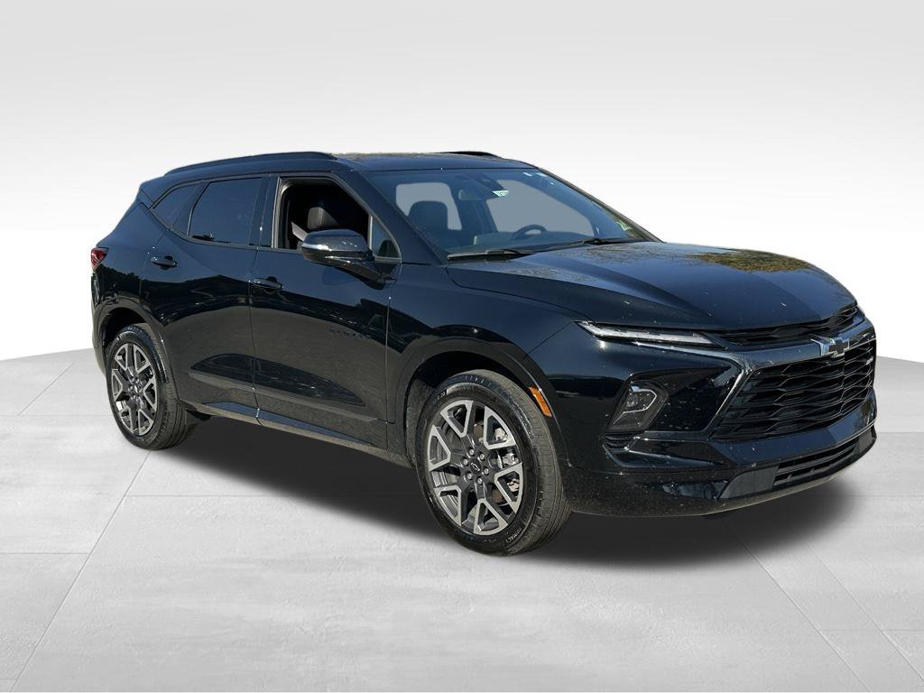 Used 2025 Chevrolet Blazer RS FWD image 6