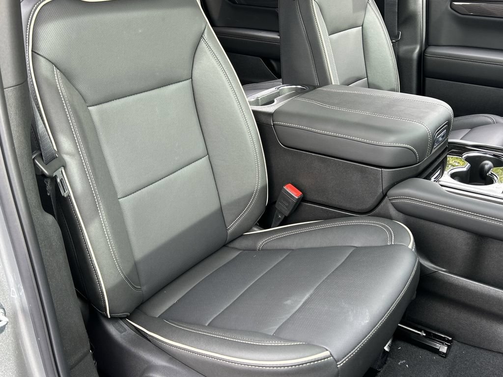 New 2026 GMC Yukon XL Elevation AWD/4WD image 28