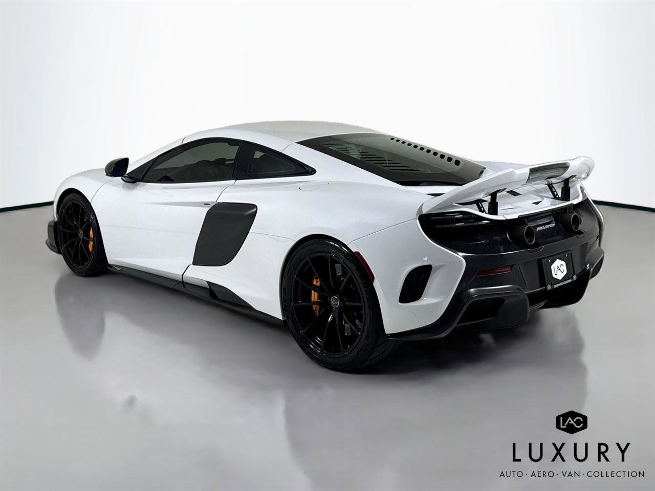 Used 2016 McLaren 675LT Base image 8
