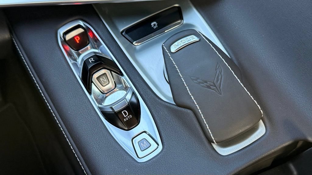 Used 2024 Chevrolet Corvette Stingray Coupe w/ 1LT RWD image 21