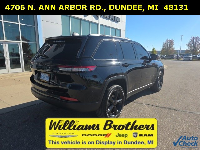 Certified 2024 Jeep Grand Cherokee Altitude image 5