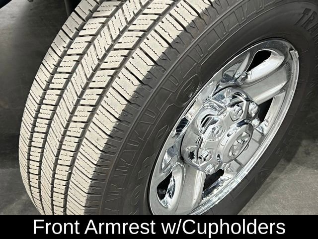 Used 2024 RAM 2500 Tradesman w/ Chrome Appearance Group image 39