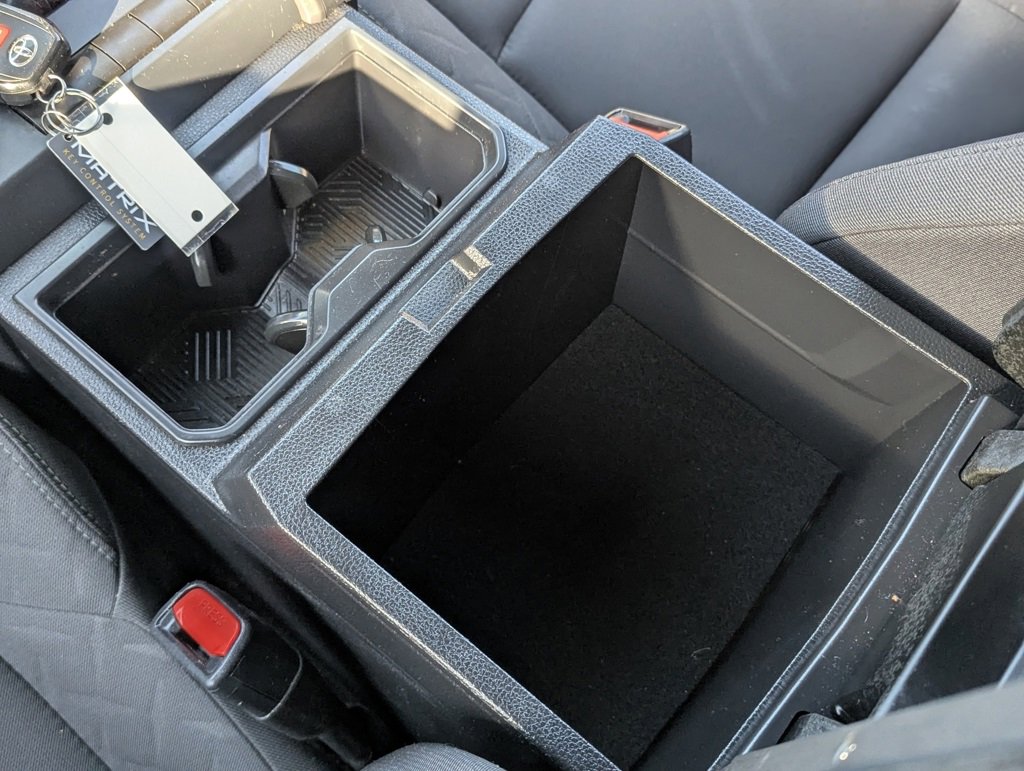 Used 2025 Toyota Tacoma SR image 40