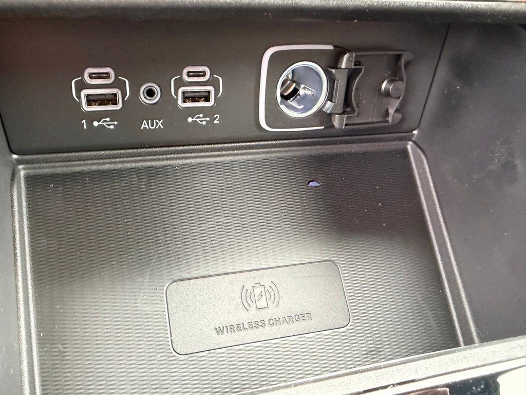 New 2025 Jeep Grand Cherokee Limited w/ Luxury Tech Group II AWD/4WD image 20