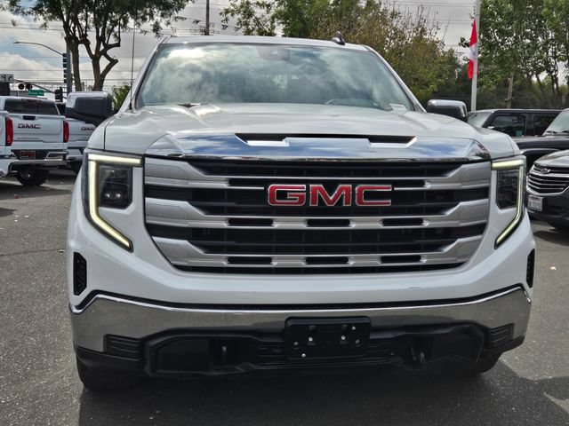 Used 2023 GMC Sierra 1500 SLE AWD/4WD image 2