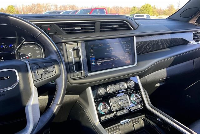 Used 2021 GMC Yukon XL Denali w/ Denali Ultimate Package image 9