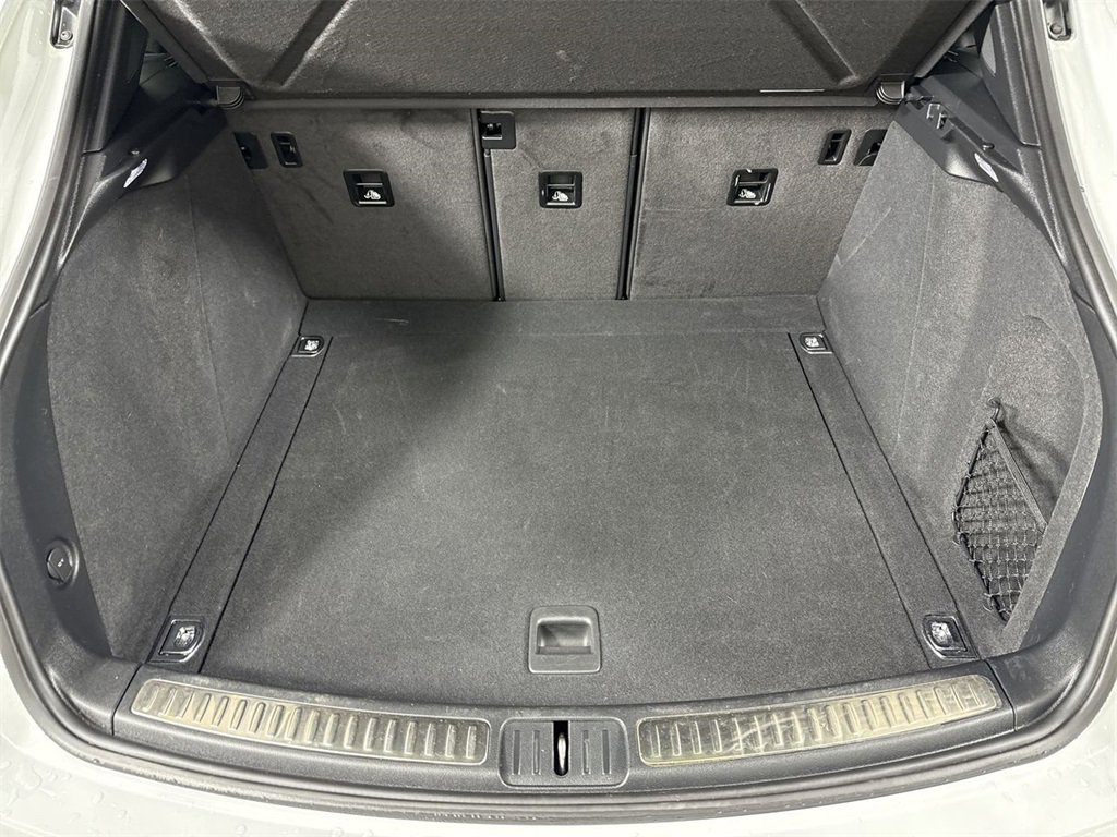 Certified 2023 Porsche Macan Turbo image 21