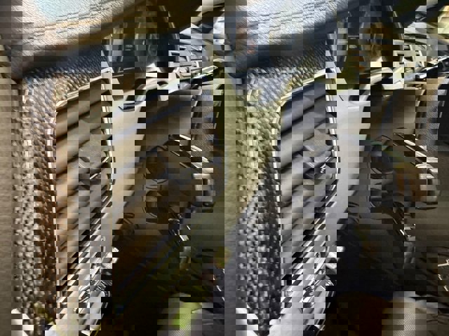 Used 2016 Audi S8 AWD/4WD image 17