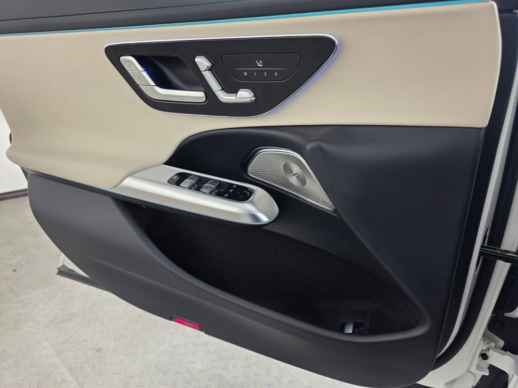 New 2026 Mercedes-Benz E 450 4MATIC Sedan image 15
