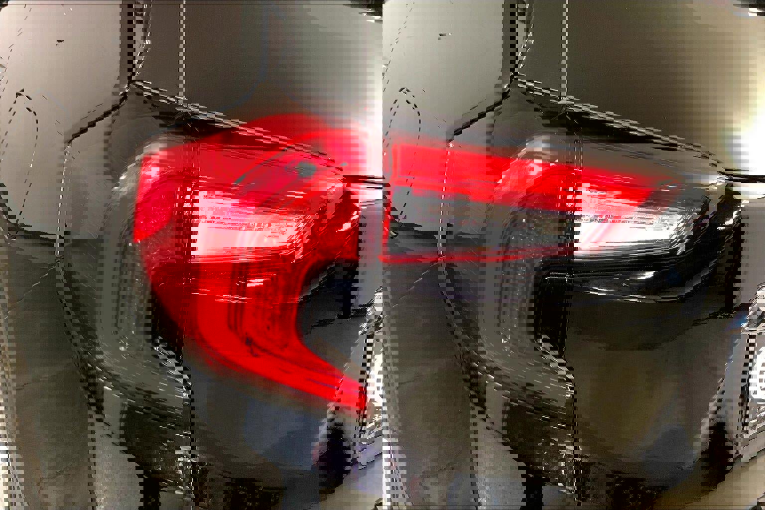 Used 2023 GMC Terrain Denali w/ Denali Premium Package image 27