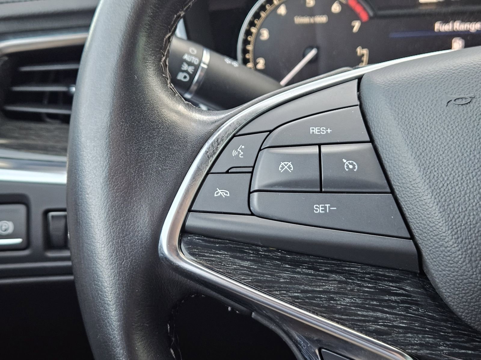 Certified 2023 Cadillac XT5 Premium Luxury FWD image 23