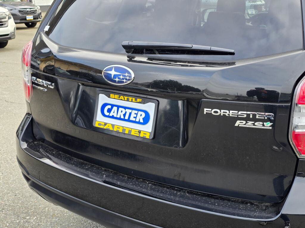 Used 2014 Subaru Forester 2.5i Premium w/ All-Weather Package AWD/4WD image 15