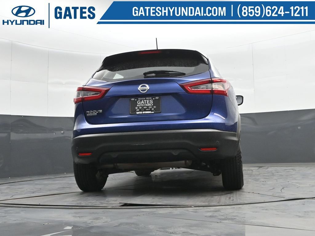 Used 2022 Nissan Rogue Sport S image 30