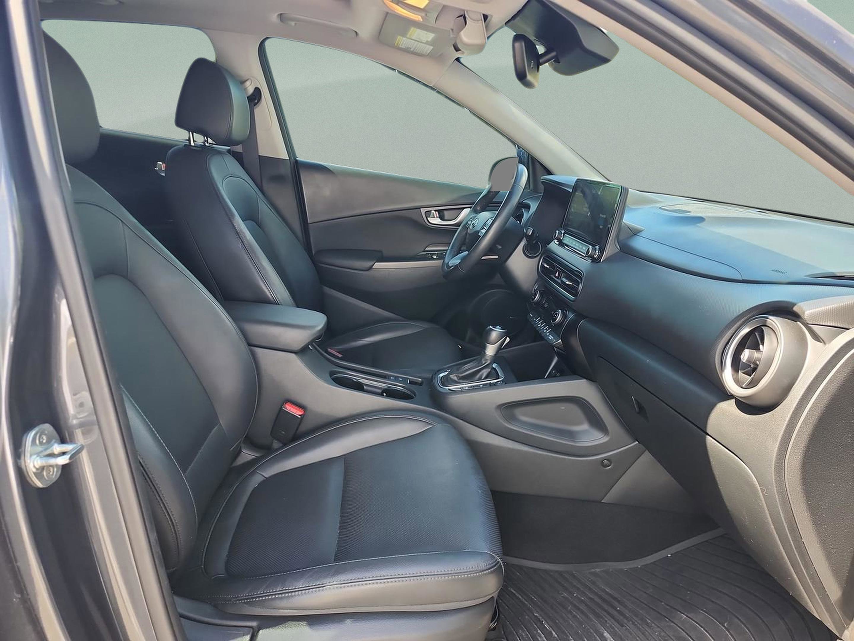 Certified 2022 Hyundai Kona Limited image 18