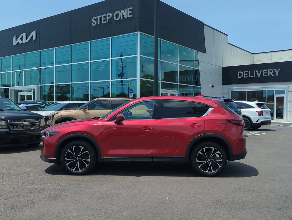 Used 2023 MAZDA CX-5 AWD 2.5 S w/ Premium Package image 4