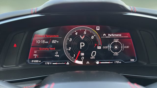 Used 2022 Chevrolet Corvette Stingray Premium Cpe w/ Z51 Performance Package RWD image 14