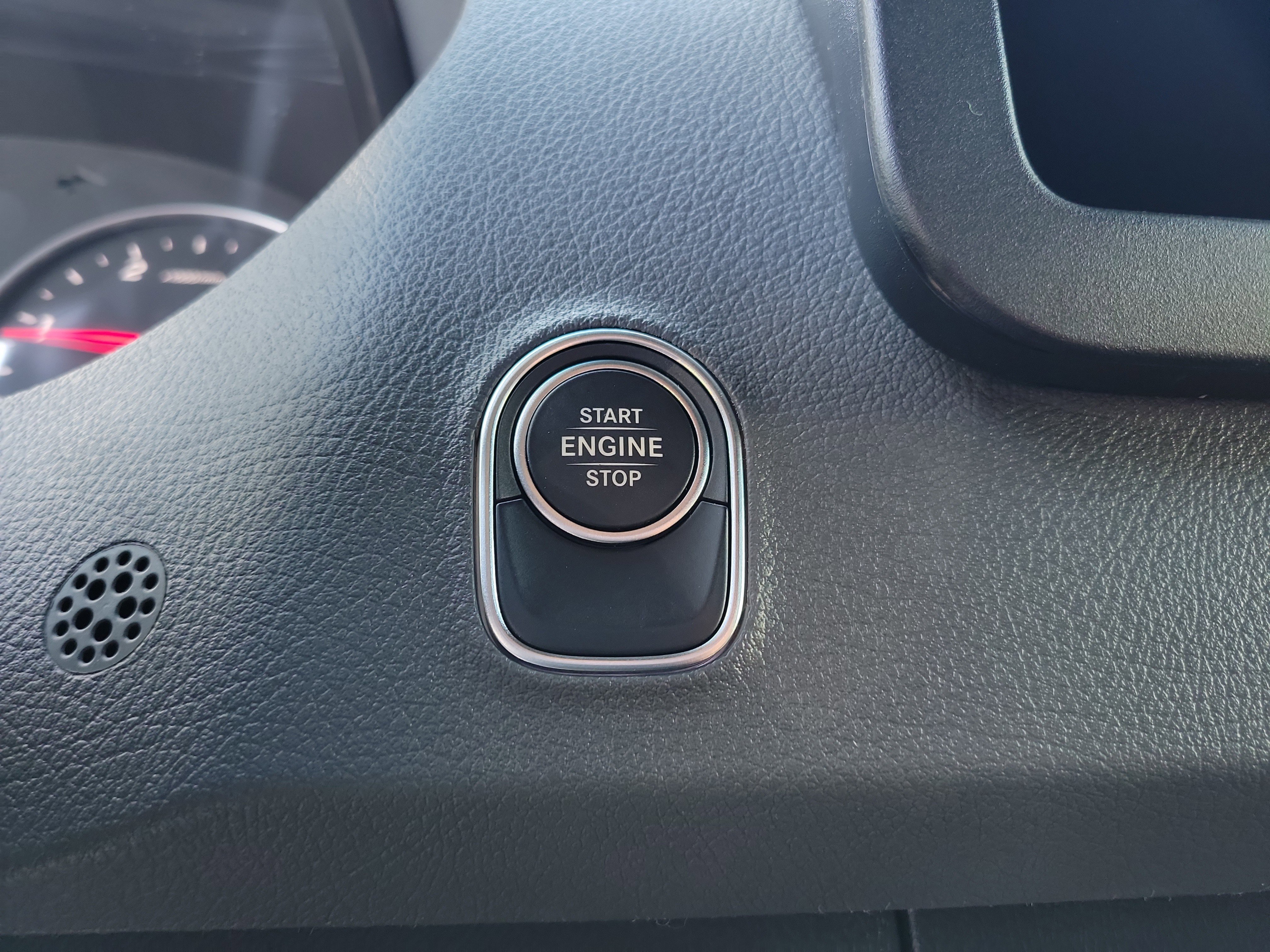 Used 2025 Mercedes-Benz Sprinter 2500 image 34