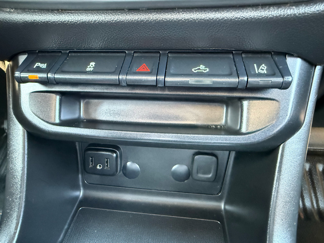 Used 2022 Chevrolet Colorado LT w/ Fleet Safety Package image 29