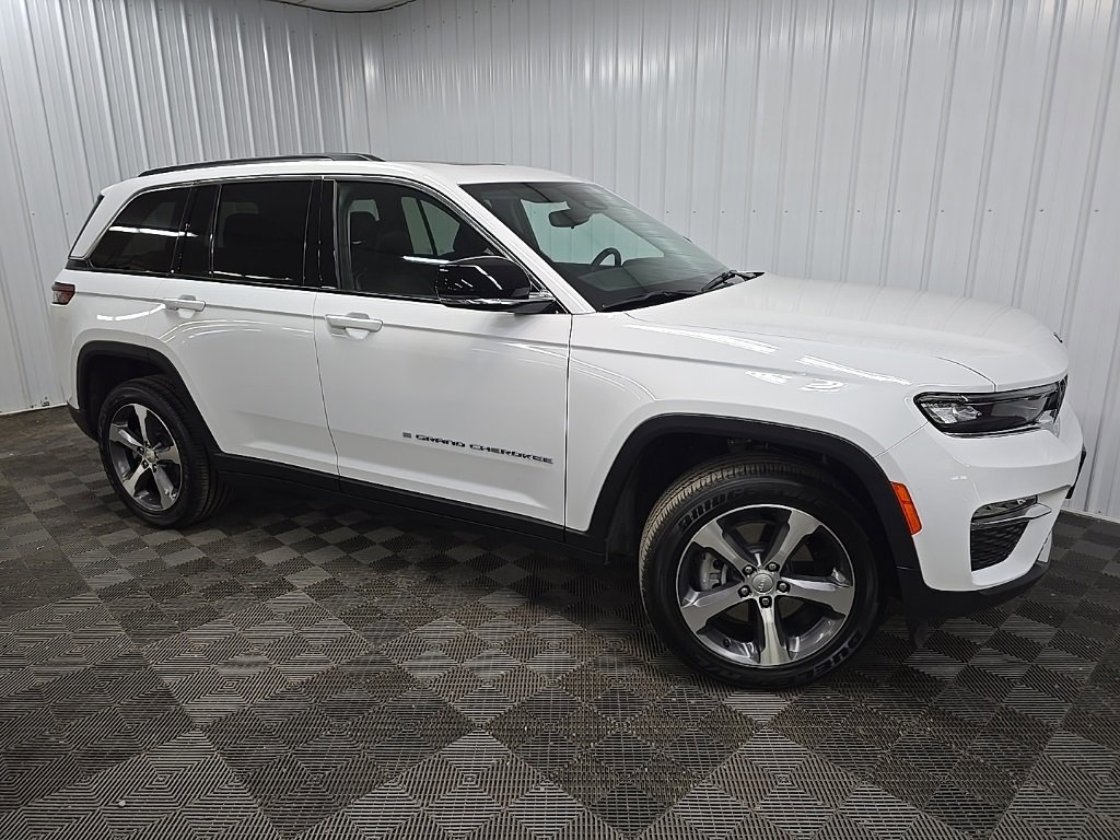 Used 2023 Jeep Grand Cherokee 4WD 4xe