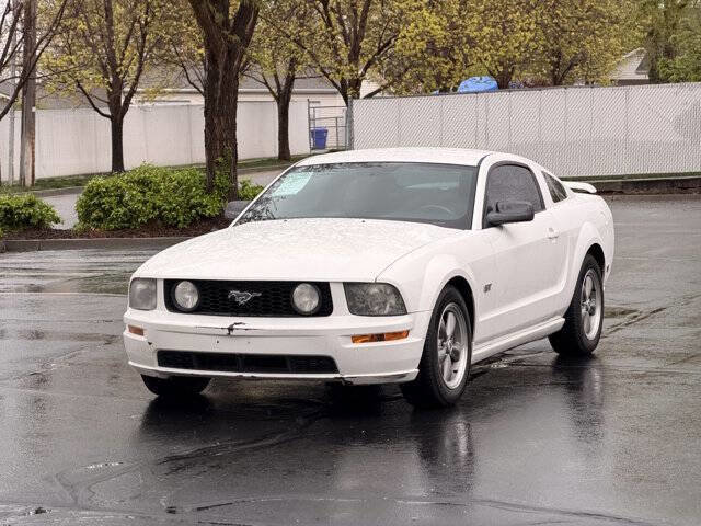 Used 2006 Ford Mustang GT RWD image 9