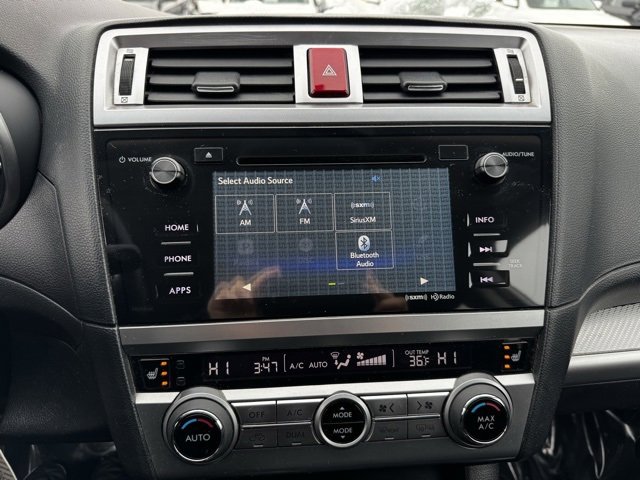 Used 2016 Subaru Outback 2.5i Premium image 3