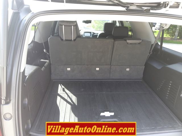 Used 2018 Chevrolet Suburban Premier AWD/4WD image 37