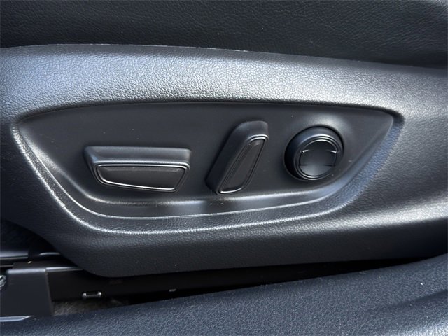 Used 2022 Toyota Camry SE image 24