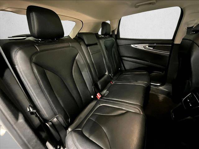 Used 2023 Lincoln Nautilus FWD w/ Premium Package image 29