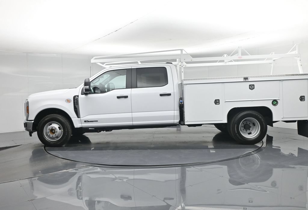New 2026 Ford F350 XL w/ XL Chrome Package RWD image 30