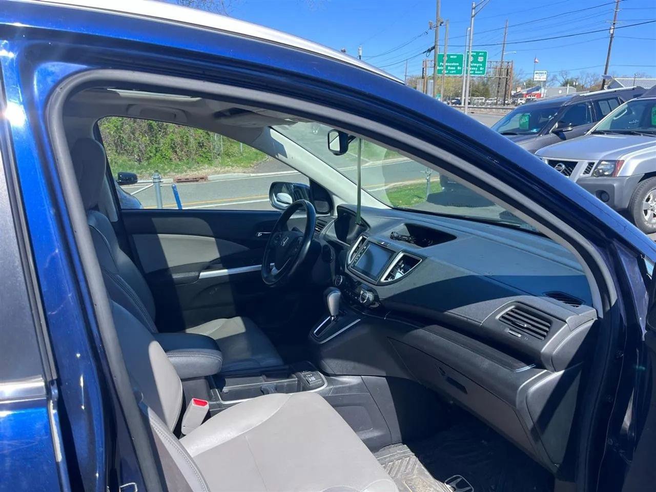 Used 2015 Honda CR-V EX-L image 25