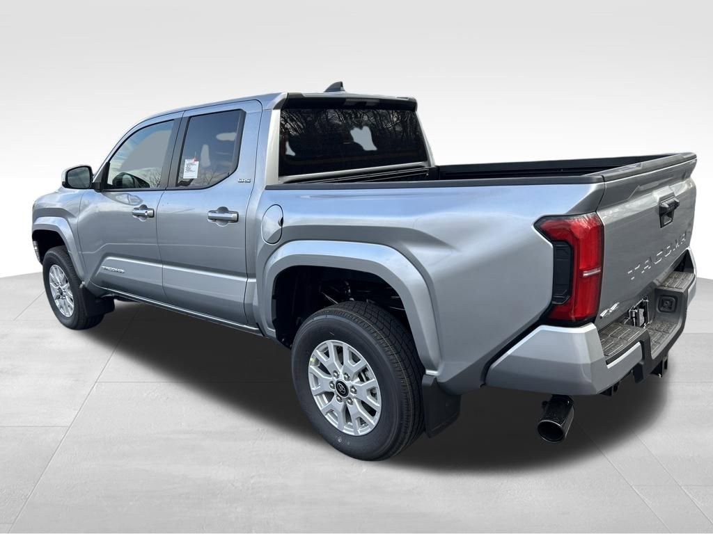 New 2026 Toyota Tacoma SR5 image 3