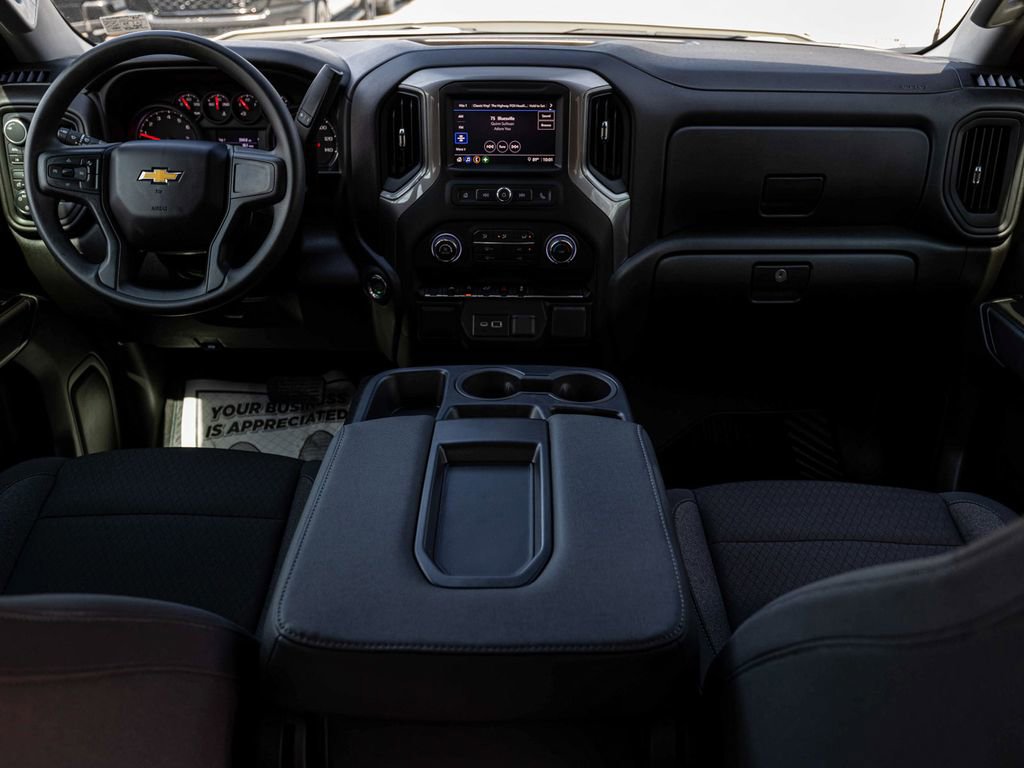 Used 2026 Chevrolet Silverado 1500 Custom w/ Turbomax Blackout Package image 30