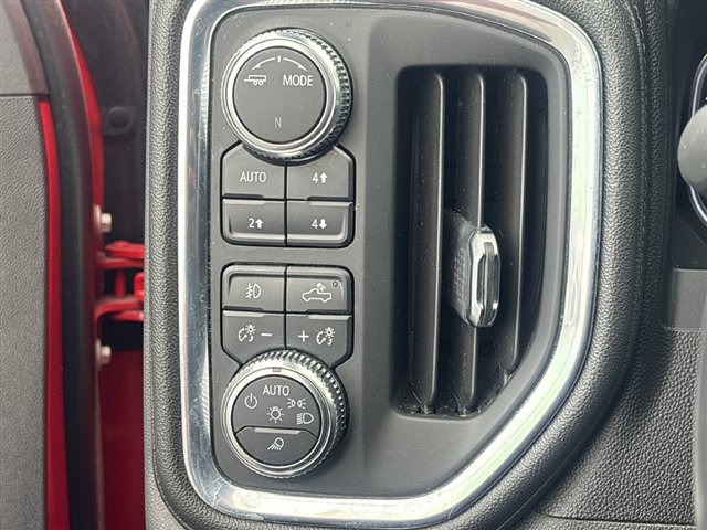 Certified 2021 GMC Sierra 1500 Elevation w/ Preferred Package AWD/4WD image 17