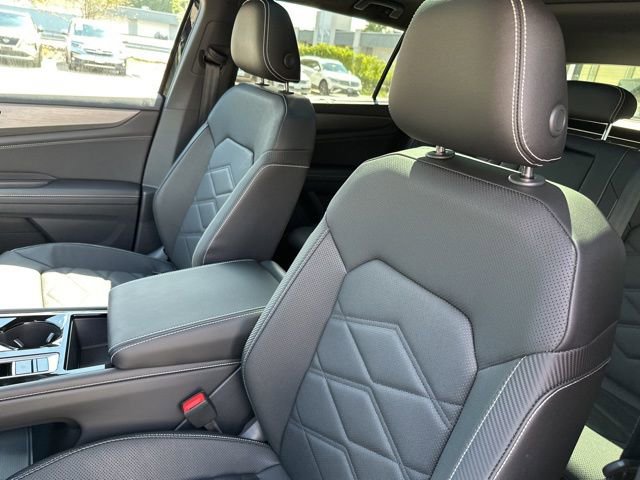New 2026 Volkswagen Atlas Cross Sport SE image 12