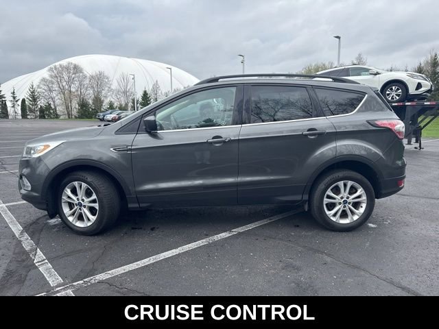Used 2017 Ford Escape SE w/ Equipment Group 201A image 9
