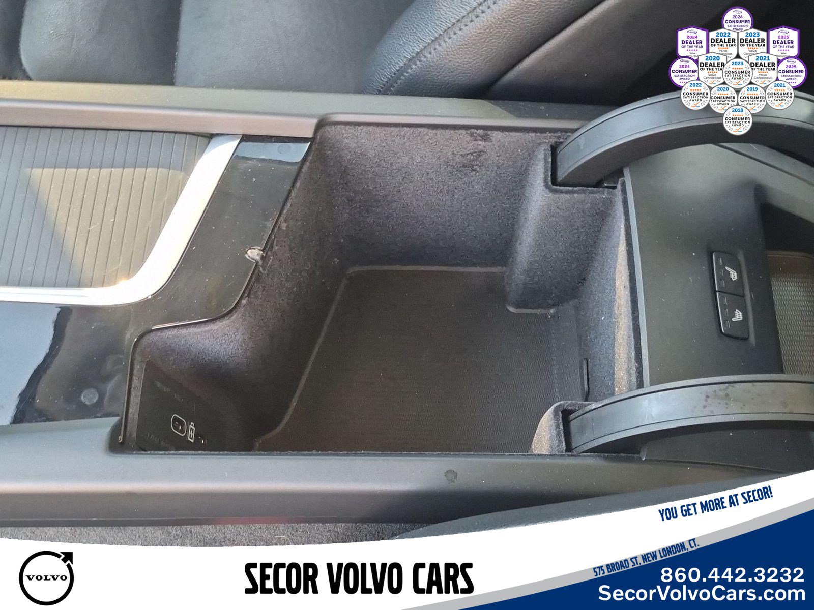 Used 2023 Volvo XC60 B5 Core w/ Climate Package AWD/4WD image 15