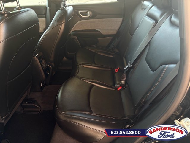 Used 2023 Jeep Compass Latitude AWD/4WD image 15