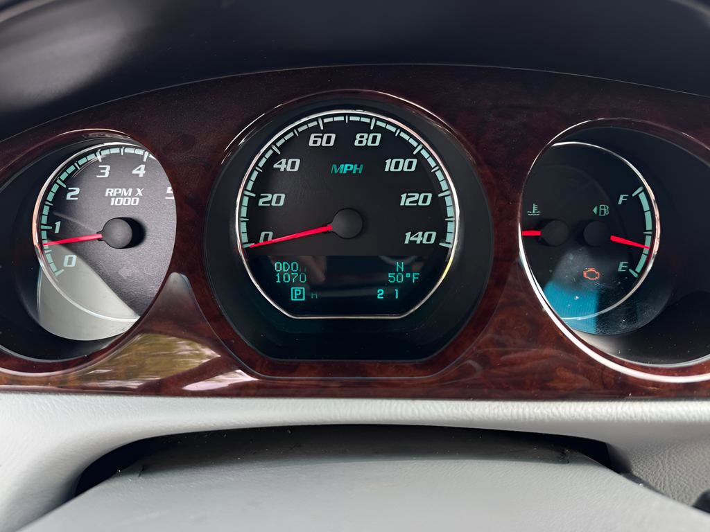 Used 2011 Buick Lucerne CX FWD image 25