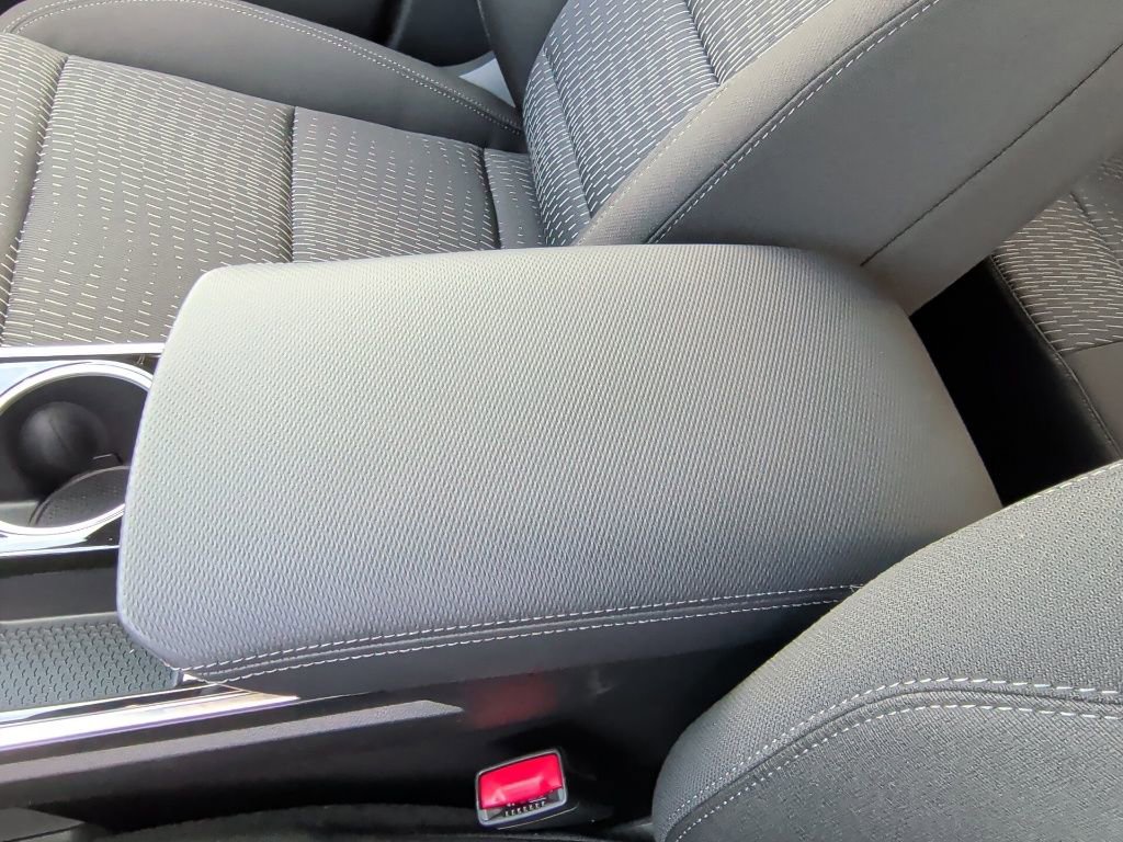 New 2026 Chevrolet Equinox LT w/ Safety and Technology Package image 29