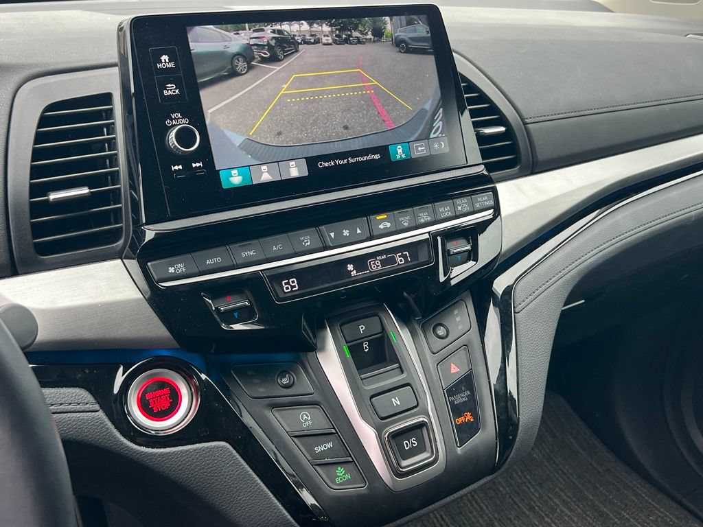 Used 2025 Honda Odyssey Touring image 19
