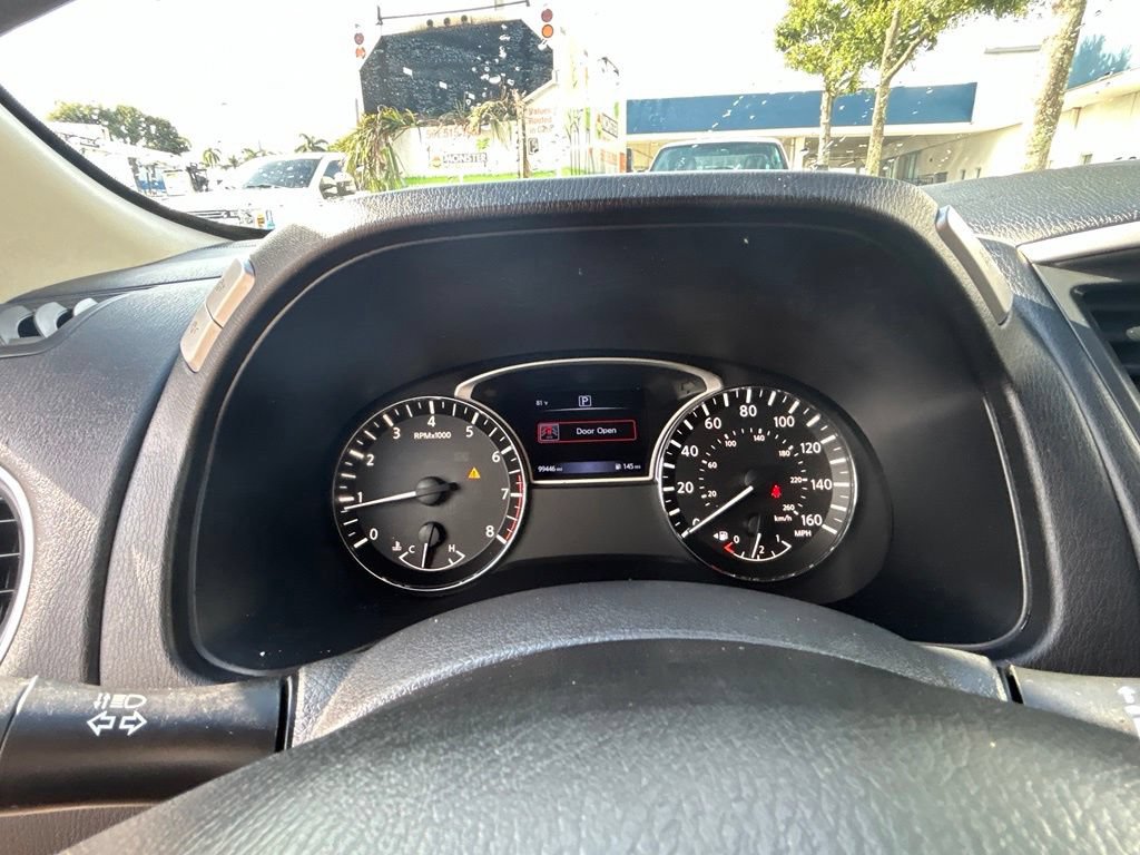 Used 2017 Nissan Pathfinder SV w/ Trailer Tow Package FWD image 38