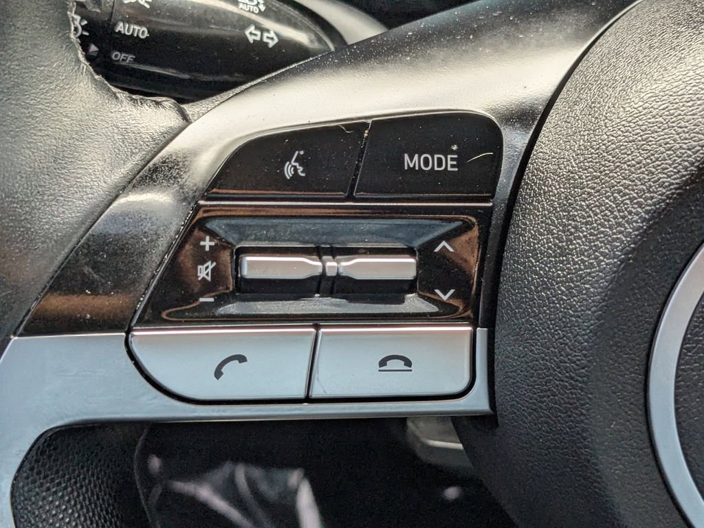 Used 2021 Hyundai Elantra SEL w/ Convenience Package image 23